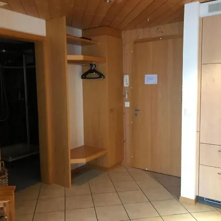 Pollux 4-bett-appartement By Interhome *